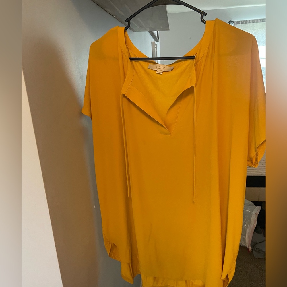 NWOT loft blouse